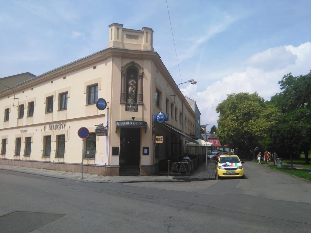 Penzion U Madony Přerov Exterior foto